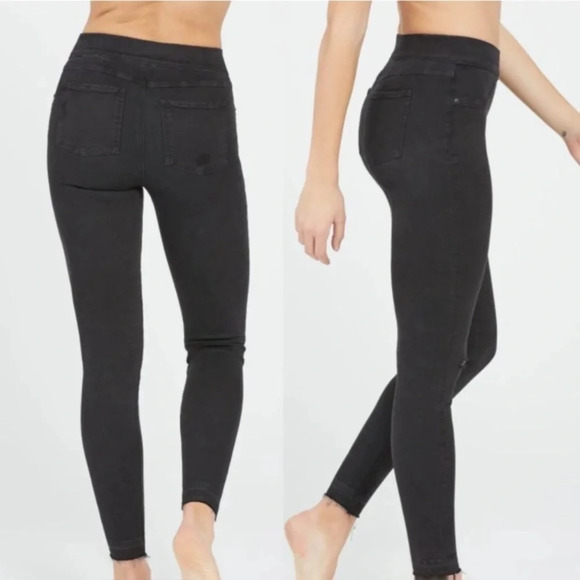 Spanx Distressed Skinny Jeans Vintage Black Medium - Picture 2 of 10